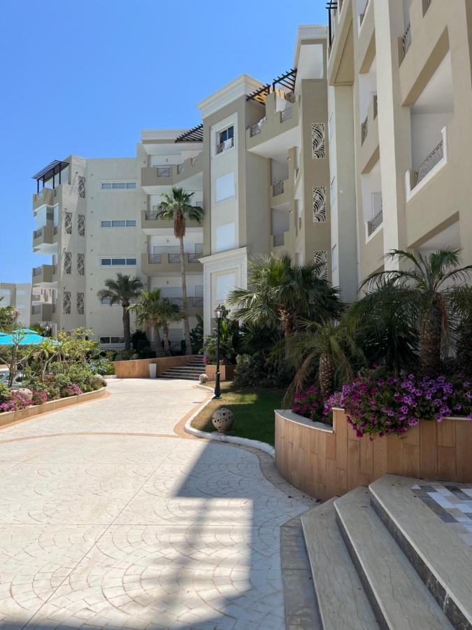 Super Appartement Avec 5 Piscines En Residence Monastir Exterior photo